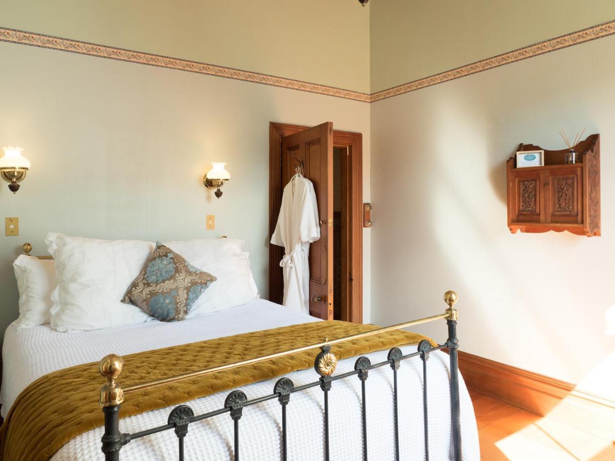 ראסל Ounuwhao B&B Guest Lodge מראה חיצוני תמונה