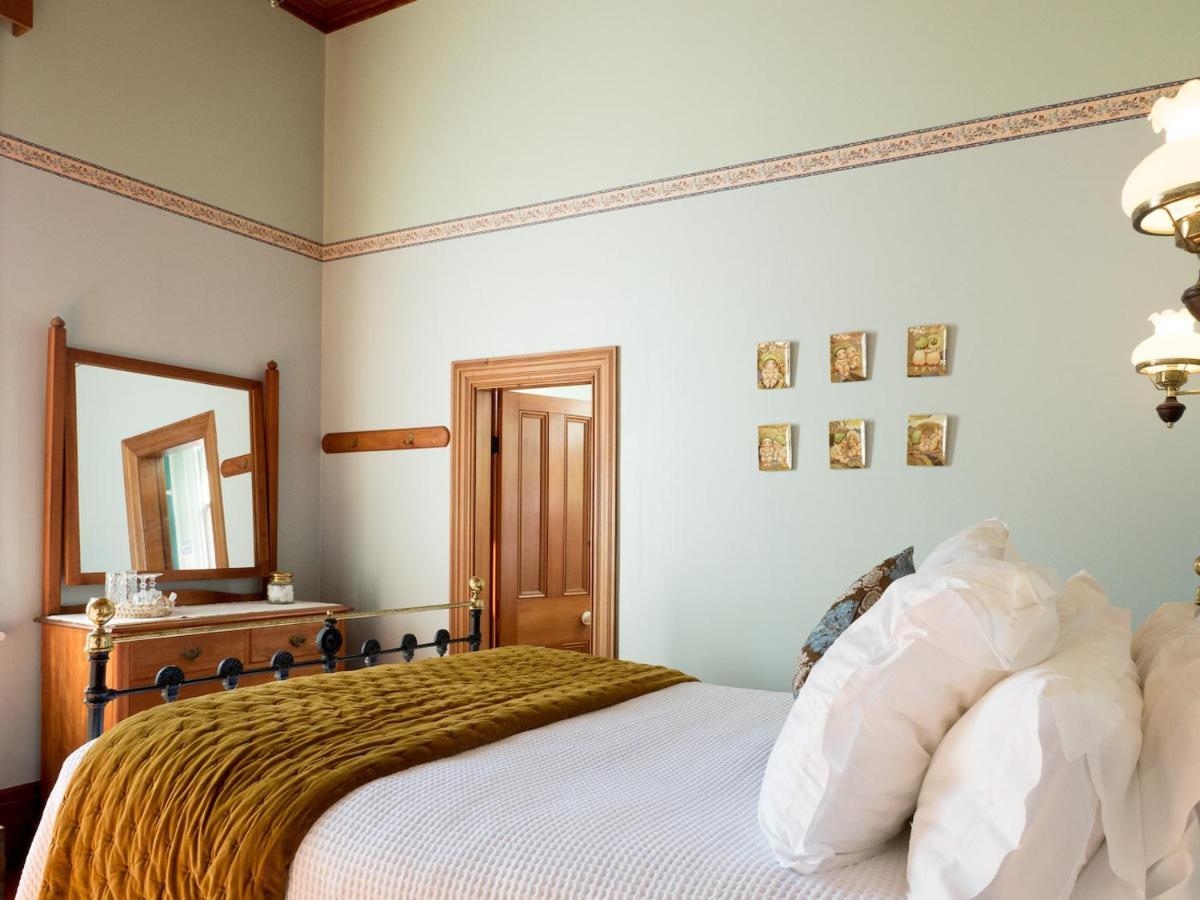 ראסל Ounuwhao B&B Guest Lodge מראה חיצוני תמונה