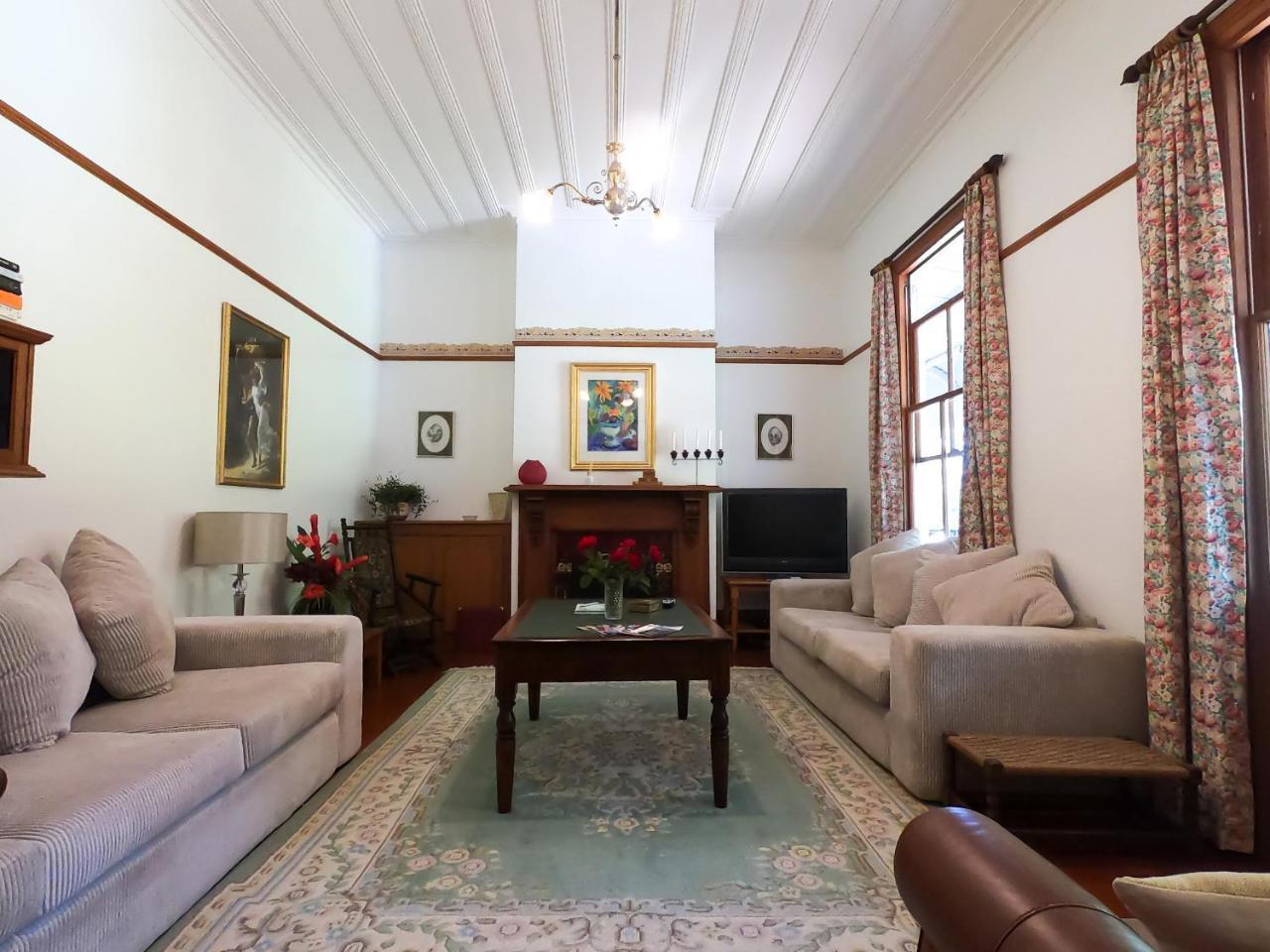 ראסל Ounuwhao B&B Guest Lodge מראה חיצוני תמונה