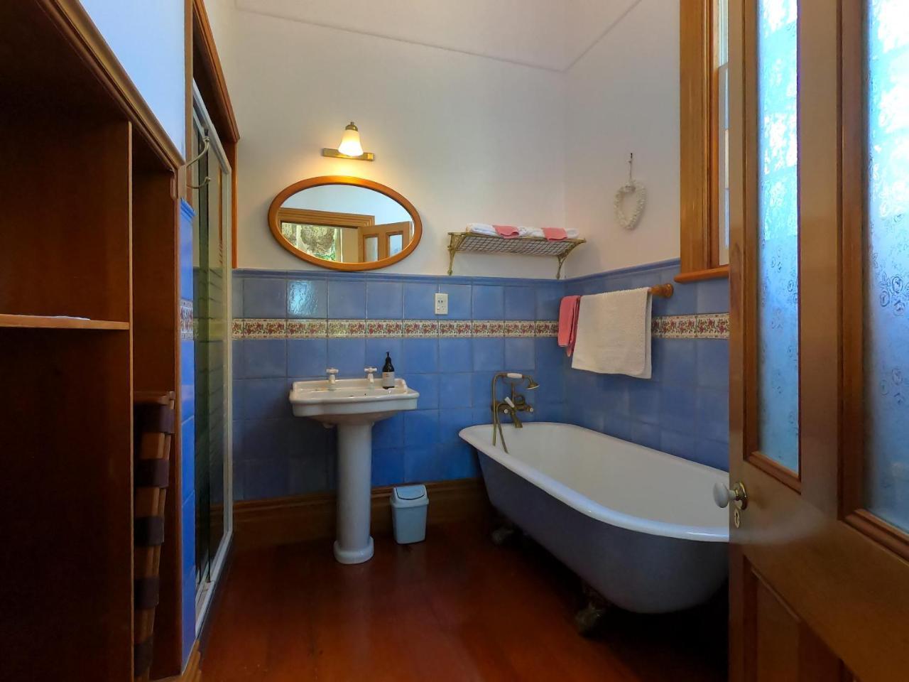 ראסל Ounuwhao B&B Guest Lodge מראה חיצוני תמונה