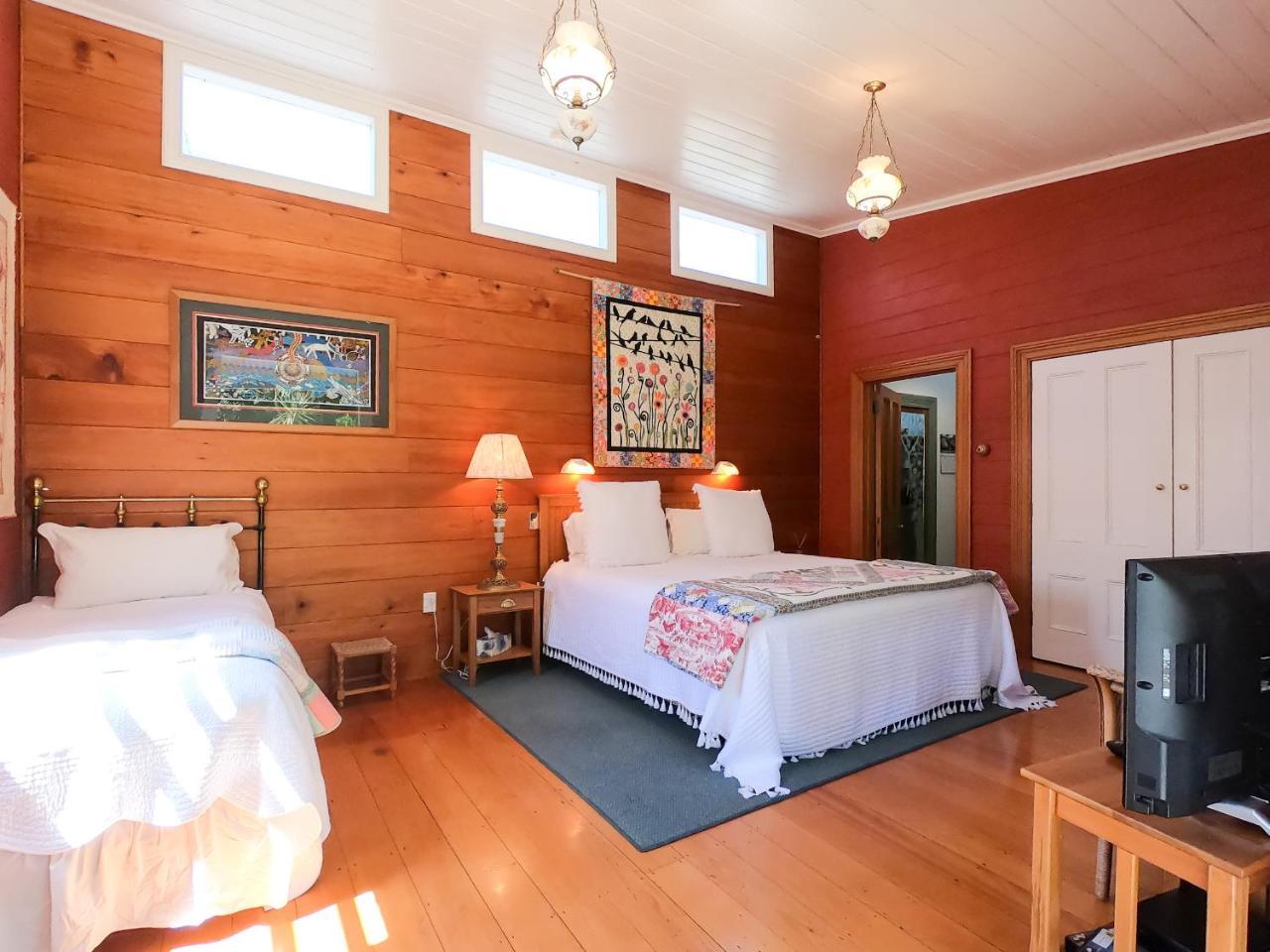 ראסל Ounuwhao B&B Guest Lodge מראה חיצוני תמונה